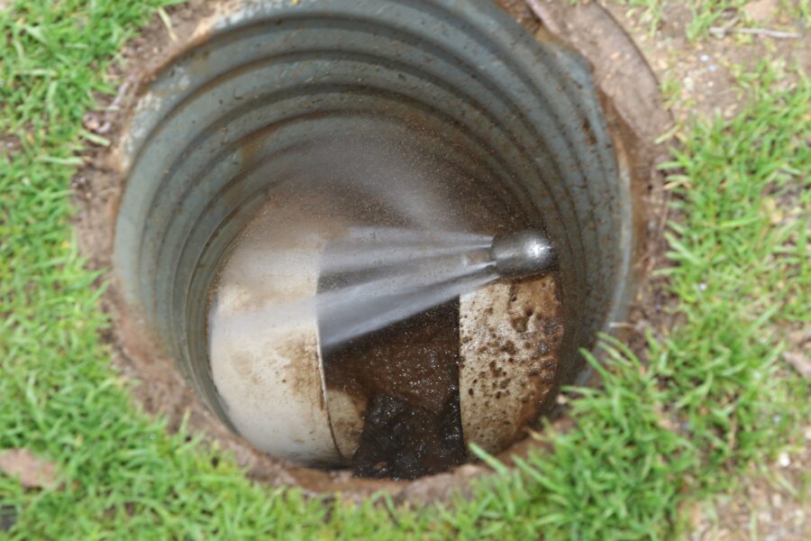 Hydro jetting drain